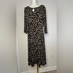 Draper's & Damon's Women's long-sleeved dress bold leopard print keyhole cutout